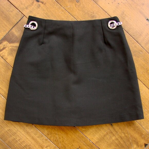 Black Grommet Chain Mini Skort Skirt Maniere deVoir Goth Punk NEW NWOT UK Size 6 - Picture 6 of 7